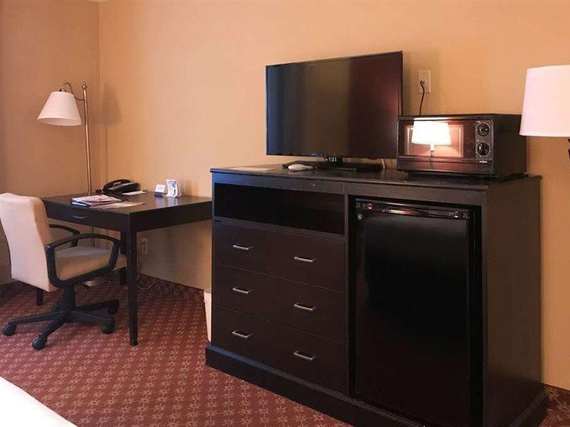 Clarion Hotel & Conference Center Toms River Exterior foto