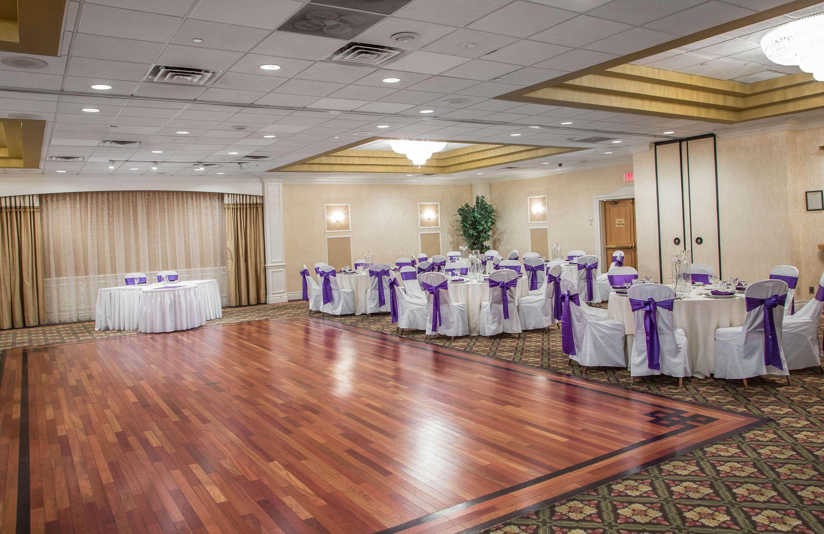 Clarion Hotel & Conference Center Toms River Exterior foto